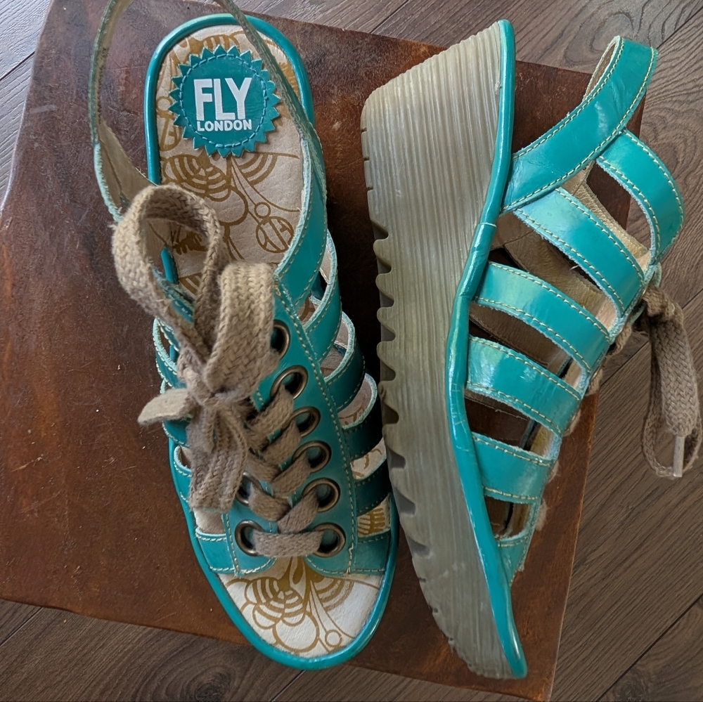 Fly London Litu Platform Wedge